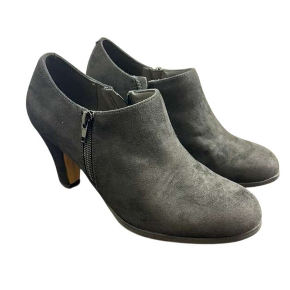 JOURNEE COLLECTION womens Sanzi dress bootie shoe size 8.5M black faux suede NEW